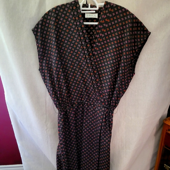 Liz Robert - Picture 1 of 1